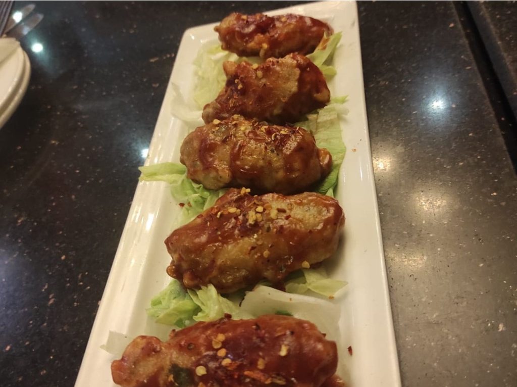 JUICY CHUCK-Place for juicy food lovers-Chaskaclub